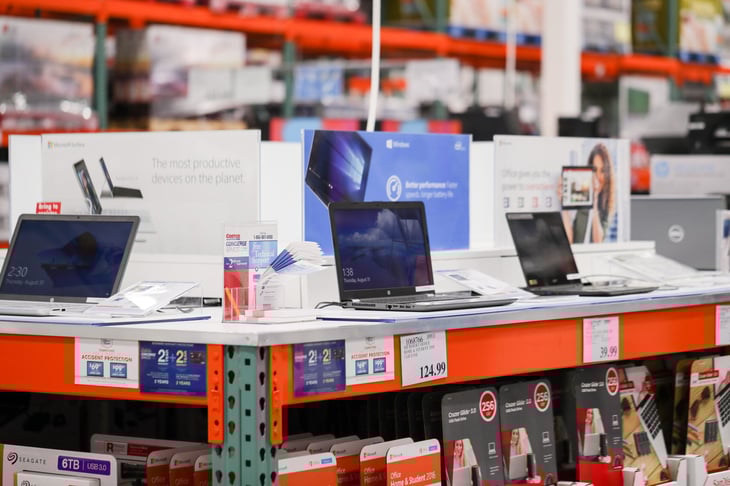 Laptop computers at Costco